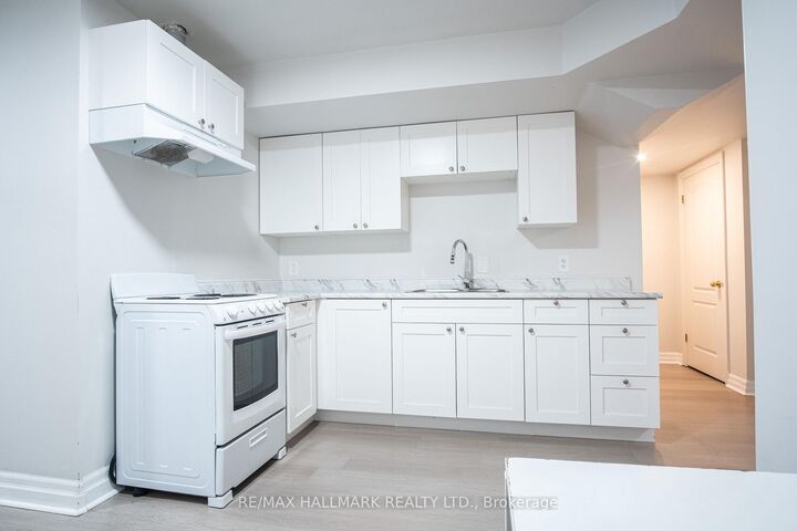 Property Photo:  116 Regina Avenue Basement  ON M6A 1R7 