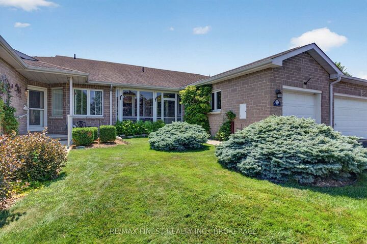 Property Photo:  712 Millwood Drive  ON K7M 8Z2 