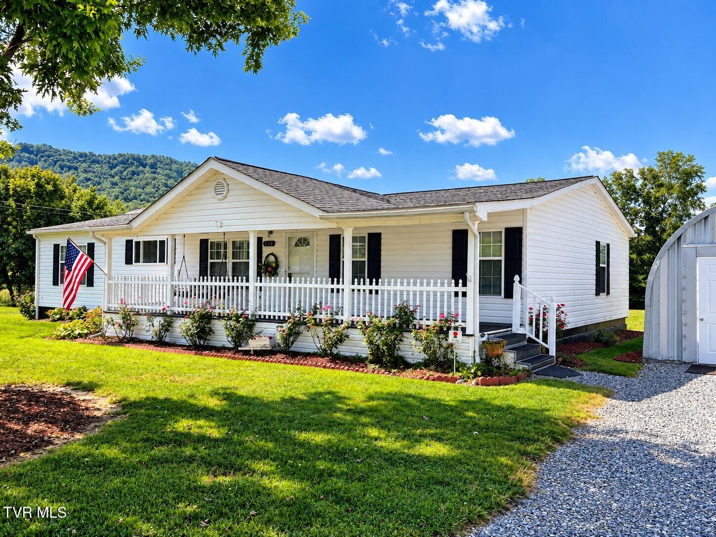 Property Photo: 121 Simpson Road TN 37642