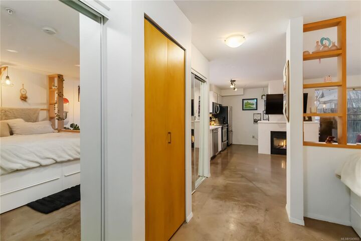 Property Photo:  932 Johnson St #301  BC V8V 3N4 