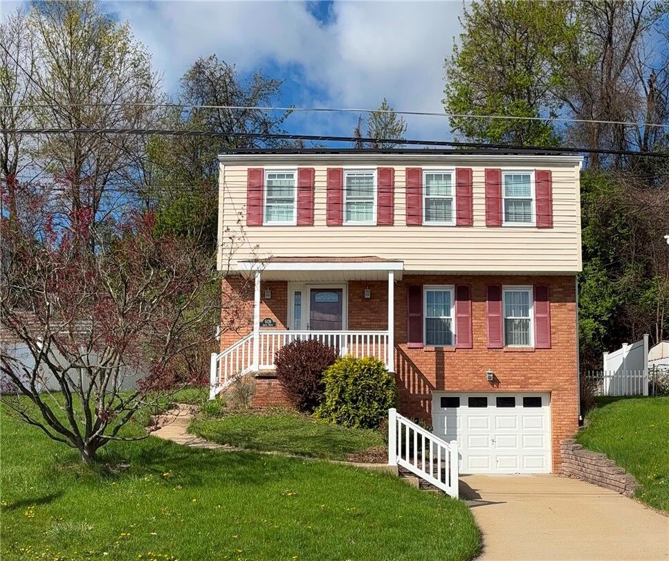 Property Photo: 5176 Janie Dr PA 15227