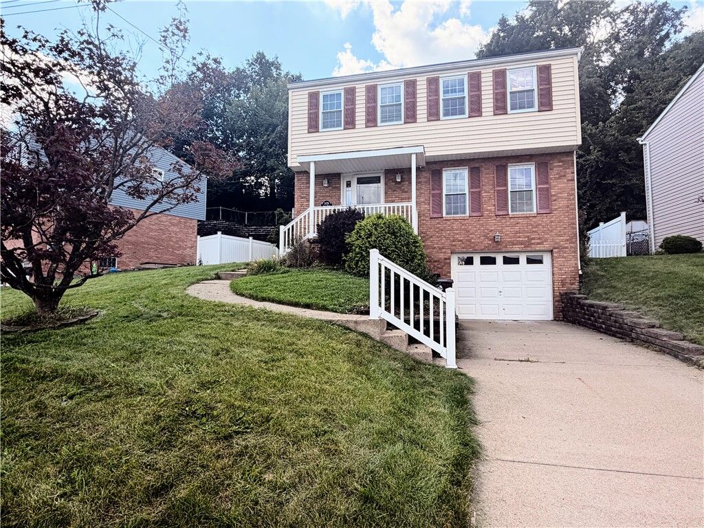 Property Photo: 5176 Janie Dr PA 15227