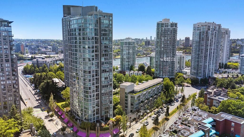 Photo de la propriété: 1008 Cambie Street 2801 BC V6B 6J7