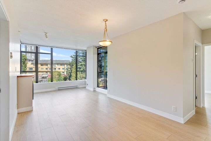 Property Photo: 11 E Royal Avenue 605 BC V3L 0A8