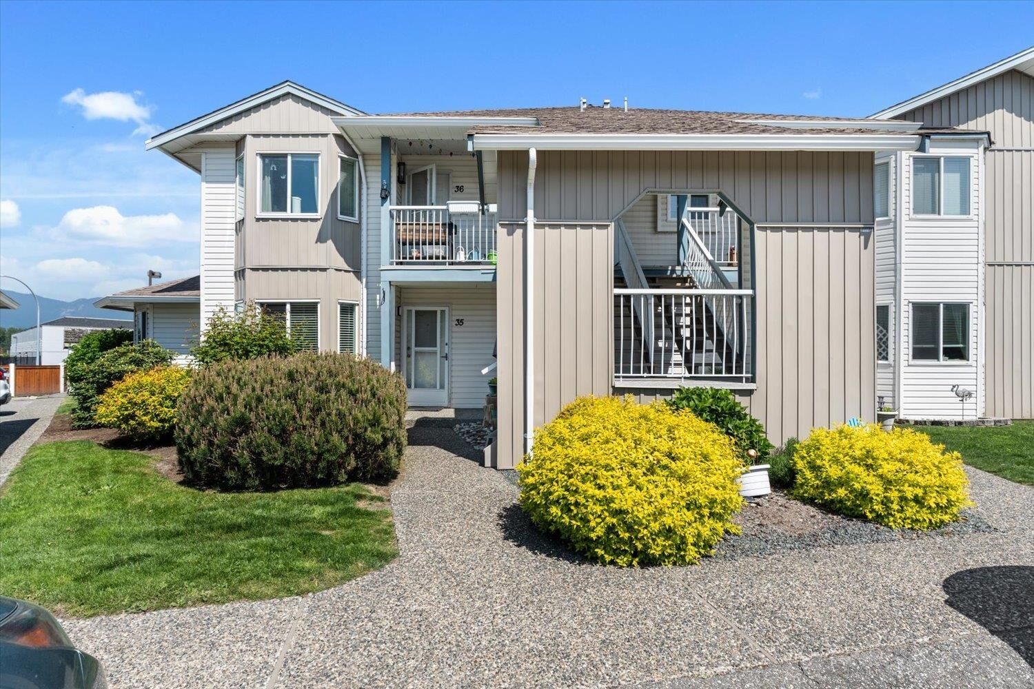Property Photo:  45435 Knight Road 35  BC V2R 3E8 
