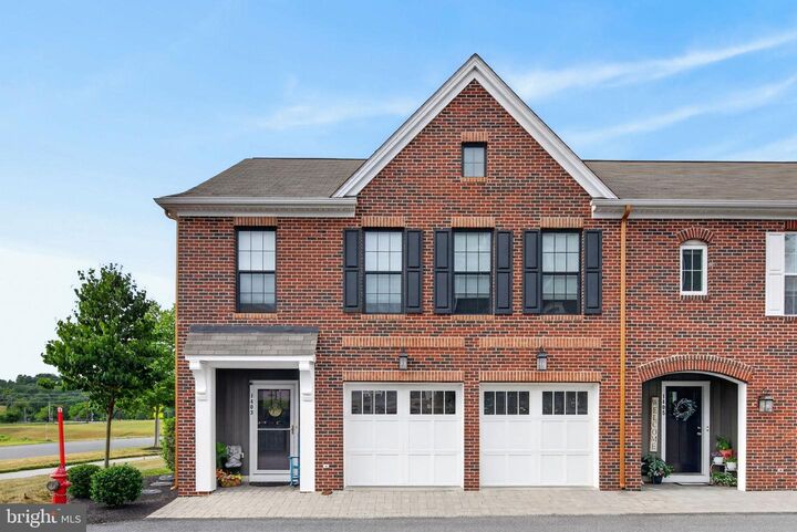 Property Photo:  1403 Woolford Way  PA 17055 