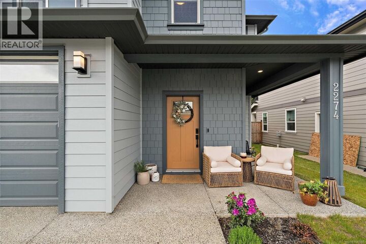 Property Photo:  2274 Evelyn Lane  BC V9Z 0W3 