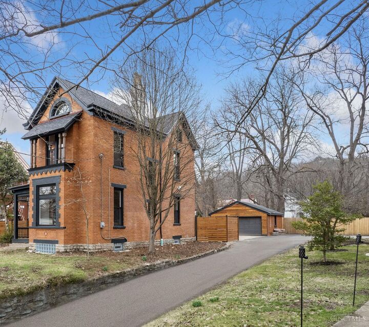 Property Photo: 6606 Madison Road OH 45227