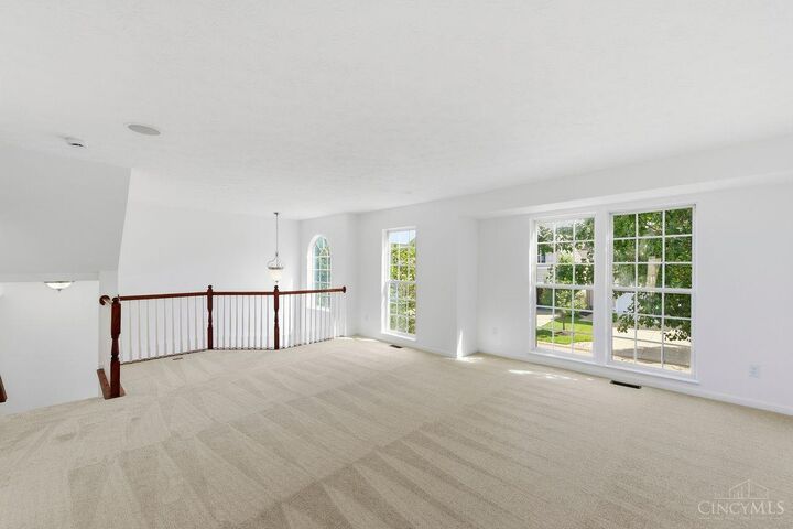 Property Photo: 7471 Victoria Falls Avenue OH 45039