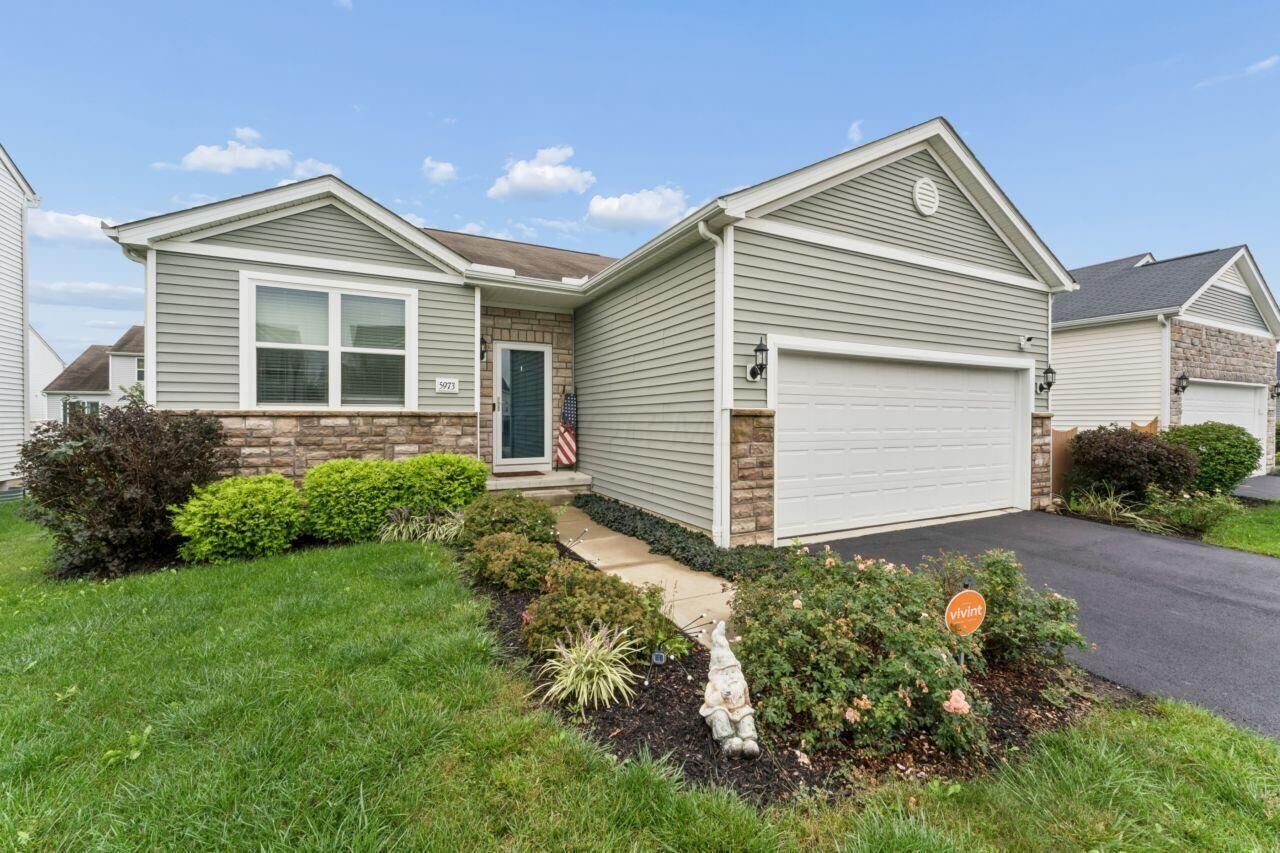 Property Photo:  5973 Tully Cross Drive  OH 43119 