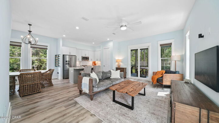 Property Photo: 7537 Shady Glen Trail FL 32413