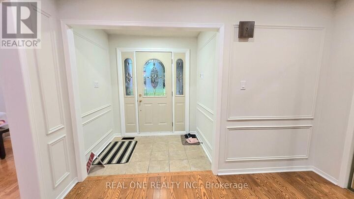 Property Photo:  2027 Roy Ivor Crescent  ON L5L 3N7 