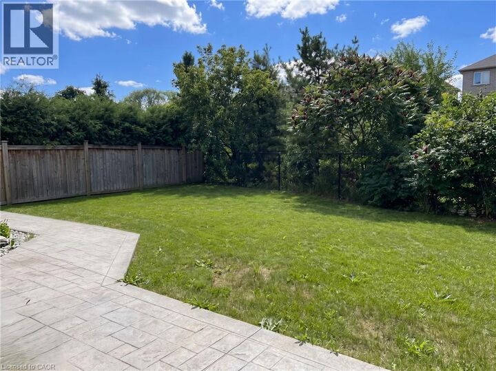 Property Photo: 72 Blossomfield Crescent ON N1S 0A5