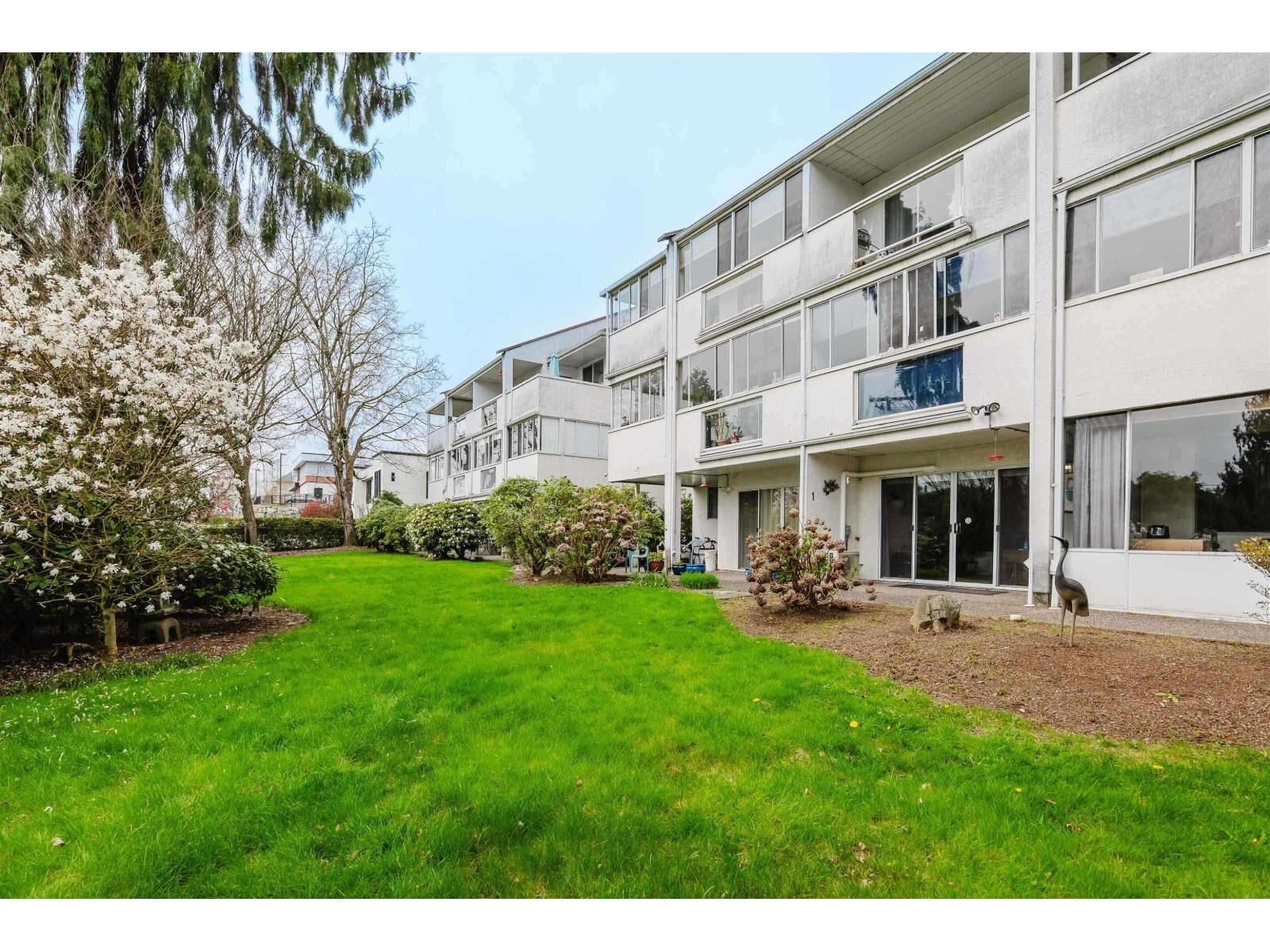 Property Photo:  32390 Fletcher Avenue 13  BC V2V 5T1 