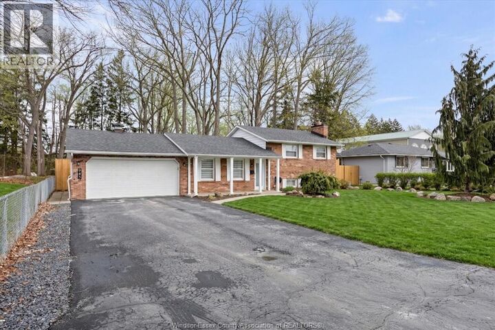 Property Photo: 945 Laurier ON N9J 1M9