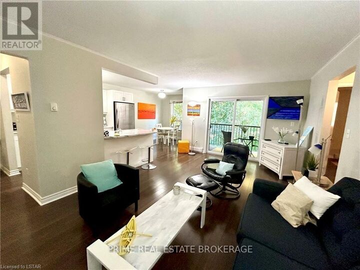 Property Photo:  10 Lake Road 306  ON N0M 1T0 