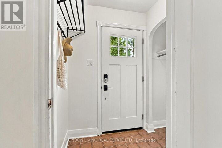 Property Photo: 56 Duchess Avenue ON N6C 1N2