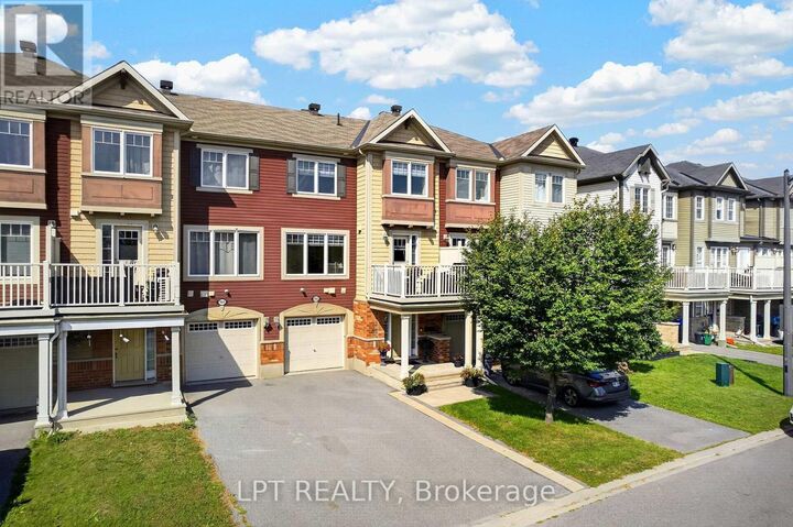 Property Photo:  166 Sunshine Crescent  ON K4A 0V3 
