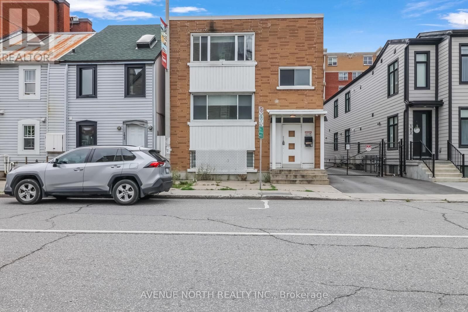 Property Photo:  184 Murray Street 3  ON K1N 5M8 
