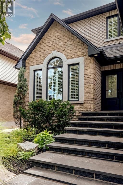 Photo de la propriété:  55 Chianti Crescent  ON L8E 5W3 