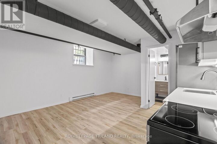 Property Photo:  330 Clarence Street B3  ON N6A 6H6 