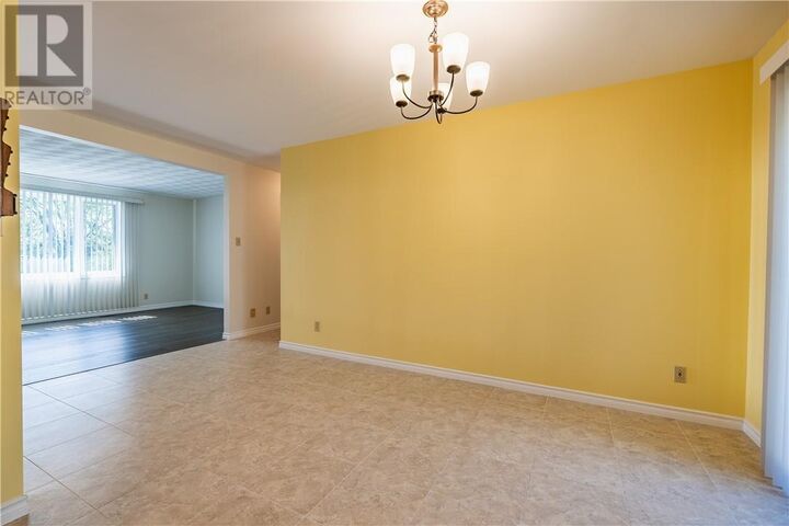 Property Photo:  390 Alexander Street  ON P3A 5X9 