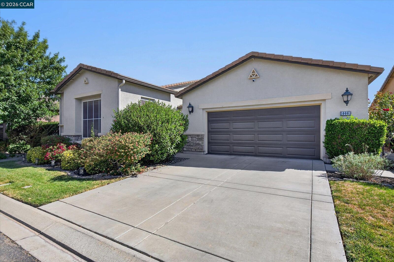 Property Photo: 1006 Sunset Lndg CA 94571