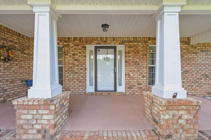 Property Photo:  6212 Lapis Lane  FL 32539 