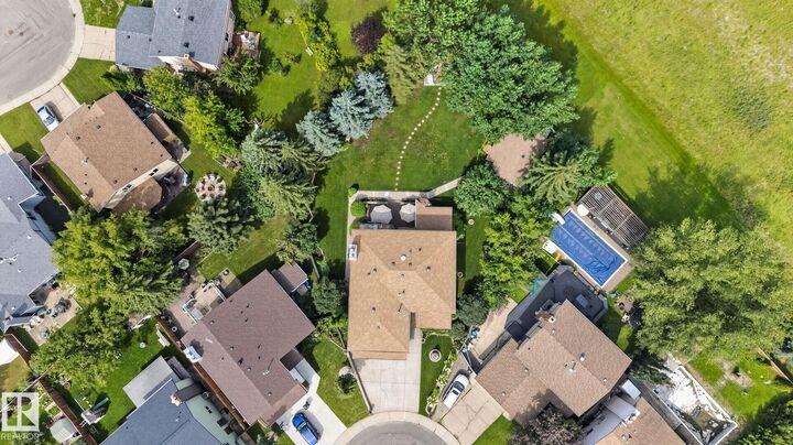 Property Photo:  18132 78 Avenue NW  AB T5T 2A7 