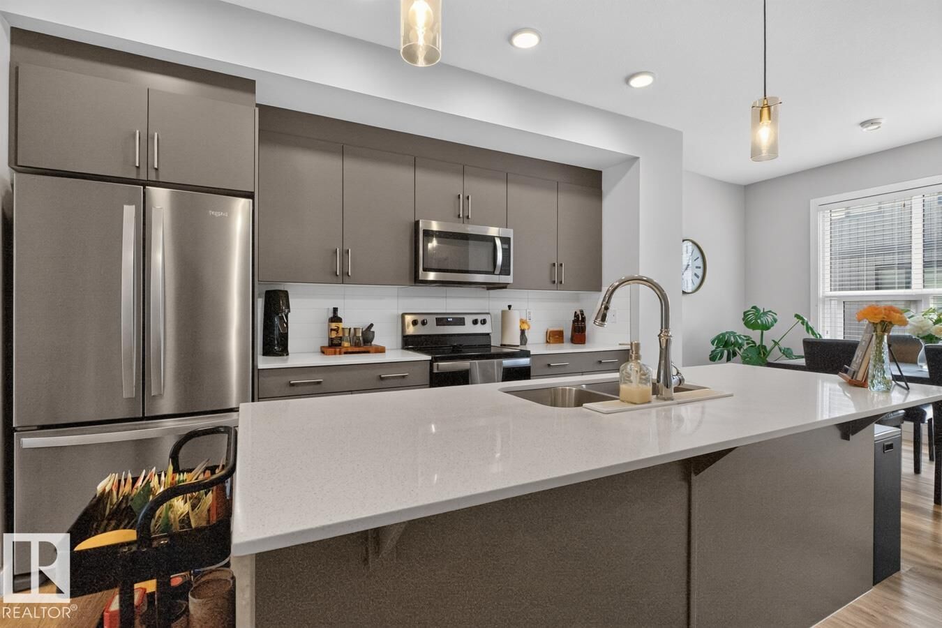 Property Photo:  50 Ebony Boulevard 105  AB T8H 2X4 