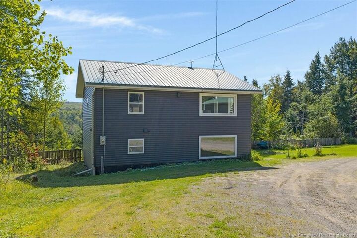 Property Photo:  25 W Wilson Road  NB E4J 1P4 