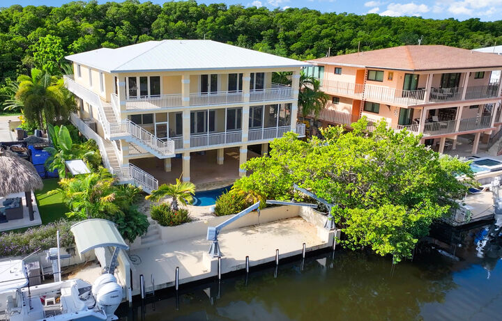 Property Photo: 52 S Andros Road FL 33037