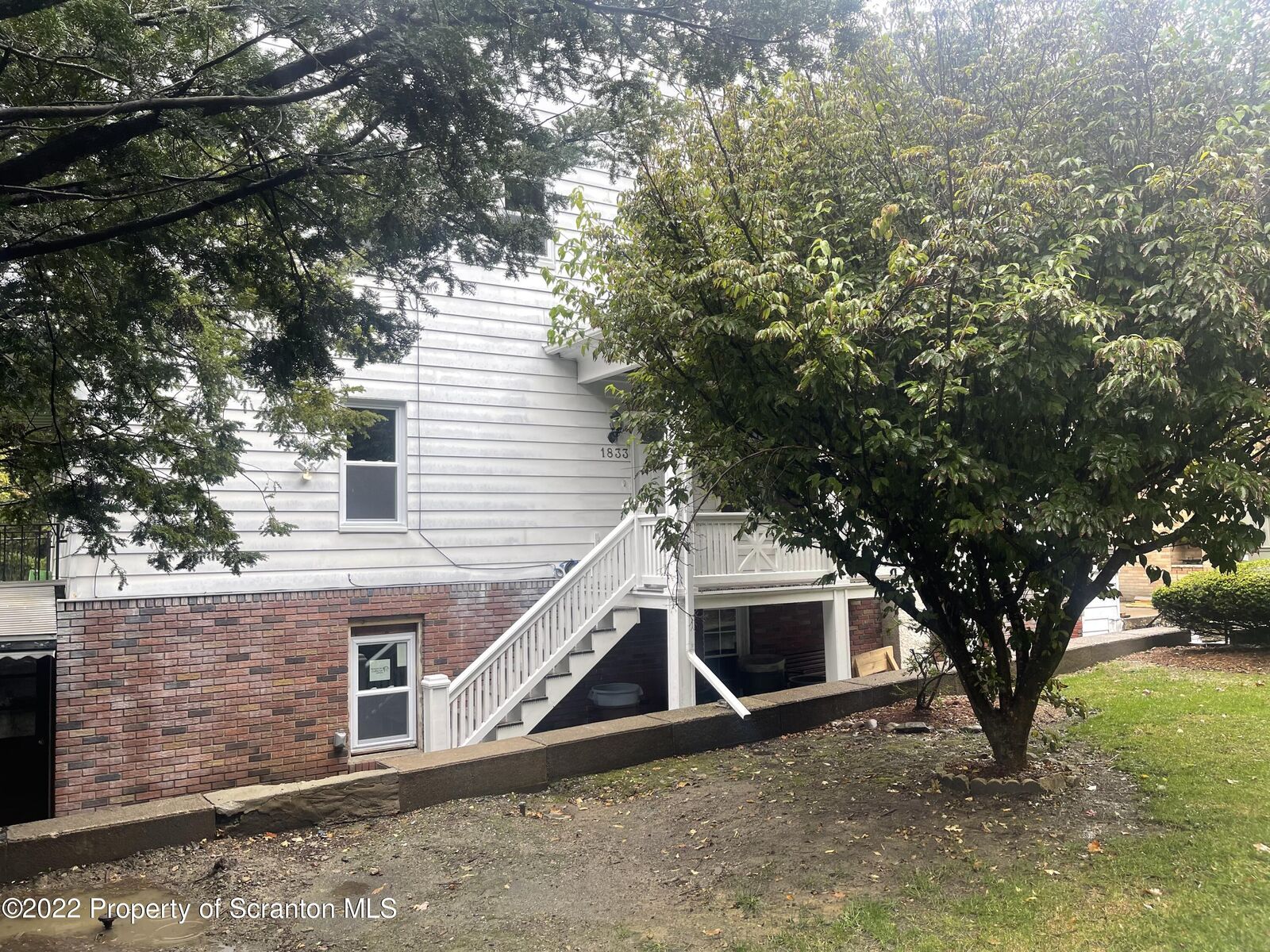 Property Photo:  1833 S Webster Avenue  PA 18505 