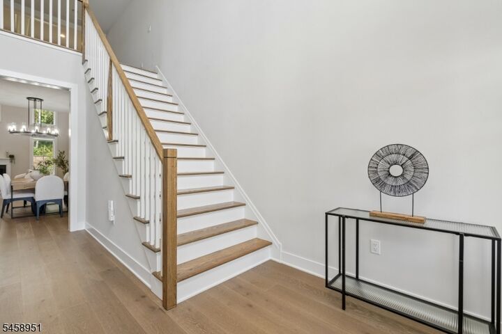 Property Photo:  8 Hawfinch Dr  NJ 07922 