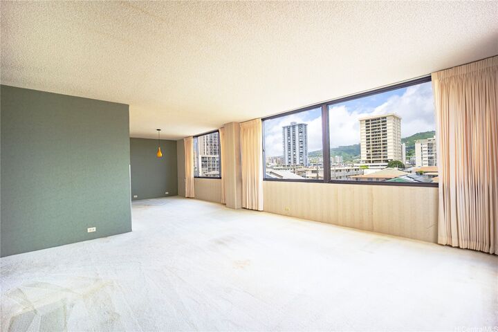 Property Photo: 2232 Kapiolani Boulevard 404 HI 96826