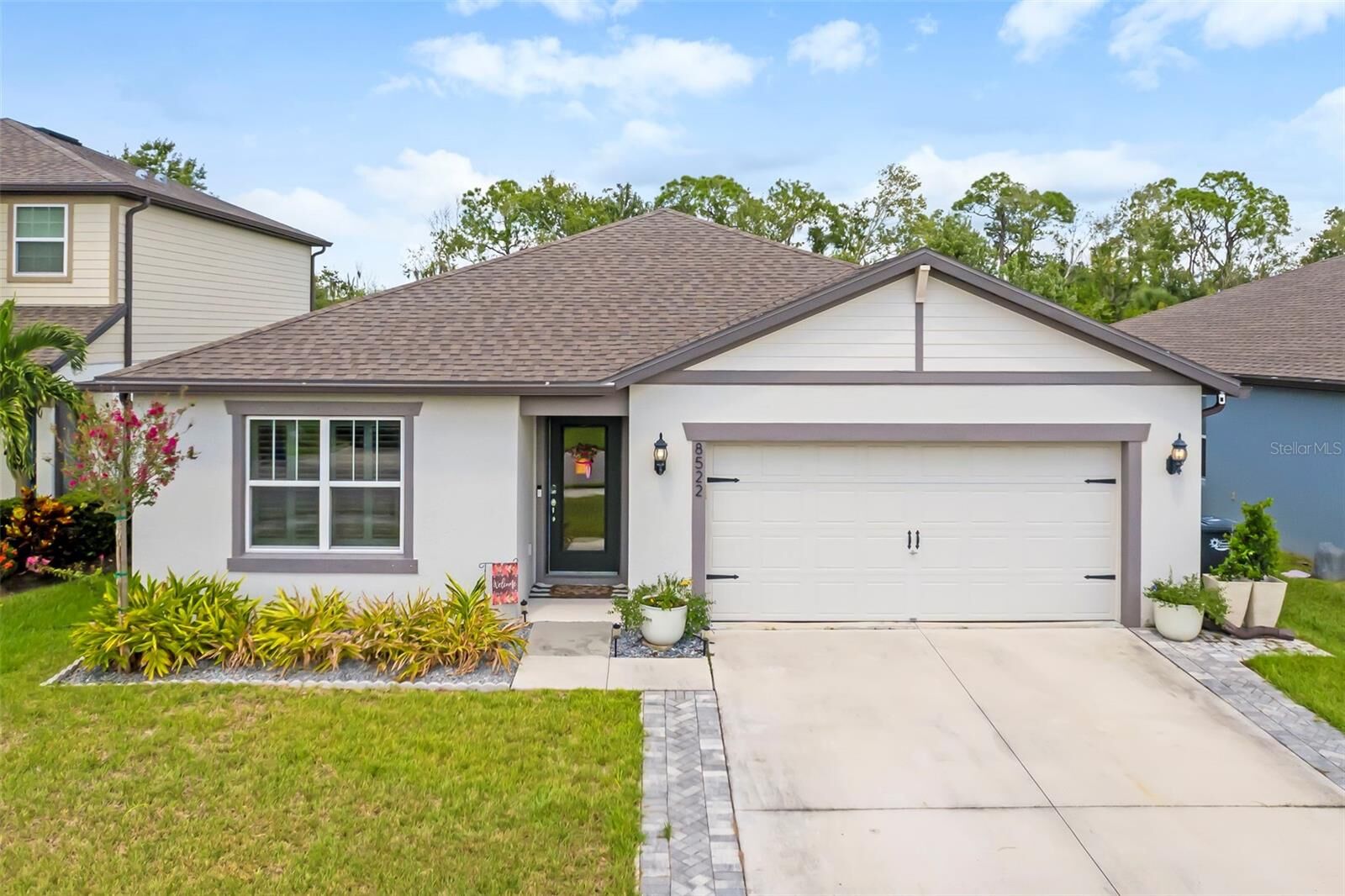 Property Photo: 8522 Abalone Loop FL 34219
