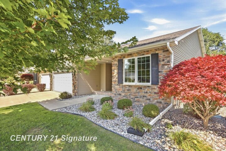Property Photo:  3014 Mackinaw Meadows Drive  MI 48603 