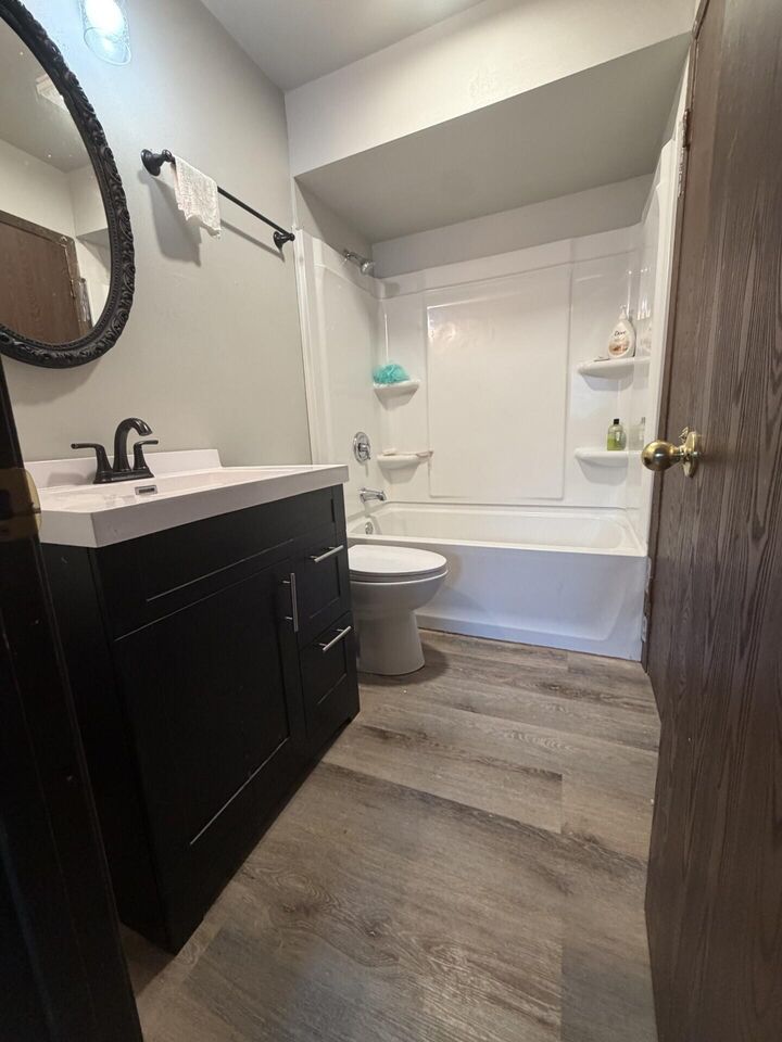 Property Photo: 6972 N Raintree Ct WI 53223