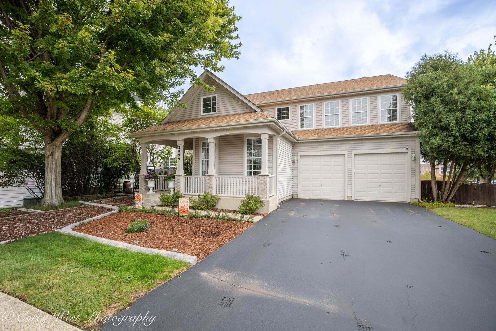 Property Photo:  2899 Cornwall Lane  IL 60134 