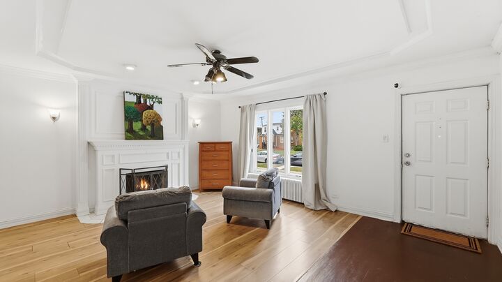Property Photo:  9427 S Saint Louis Avenue  IL 60805 