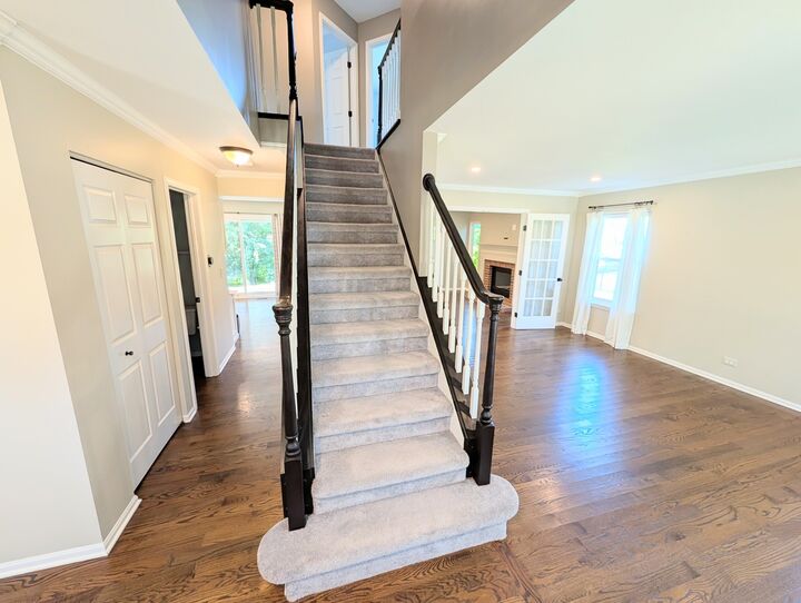 Property Photo: 1350 Northgate Court IL 60103