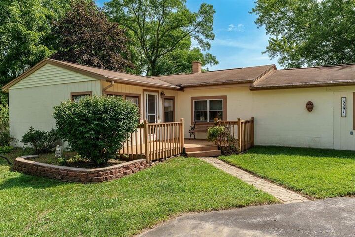 Property Photo: 5591 Reimer Drive IL 61073