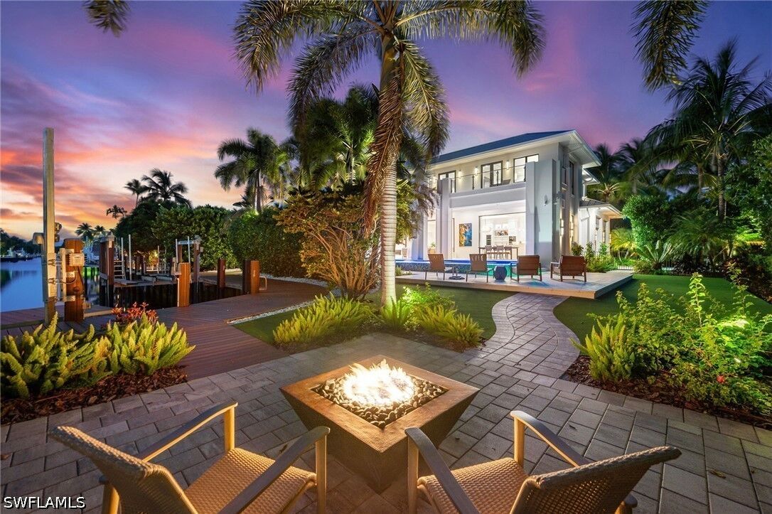 Property Photo: 1779 4th Street S FL 34102