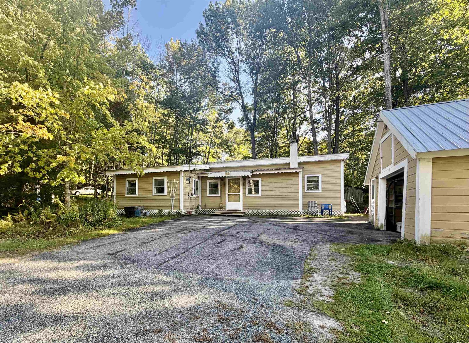 Property Photo:  97 Bradford Road  NH 03782 