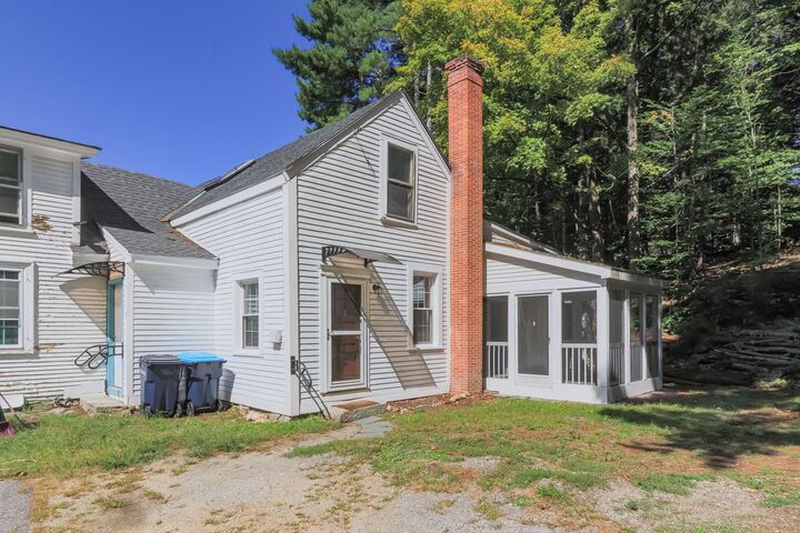 Property Photo: 294 B Pleasant Street NH 03301