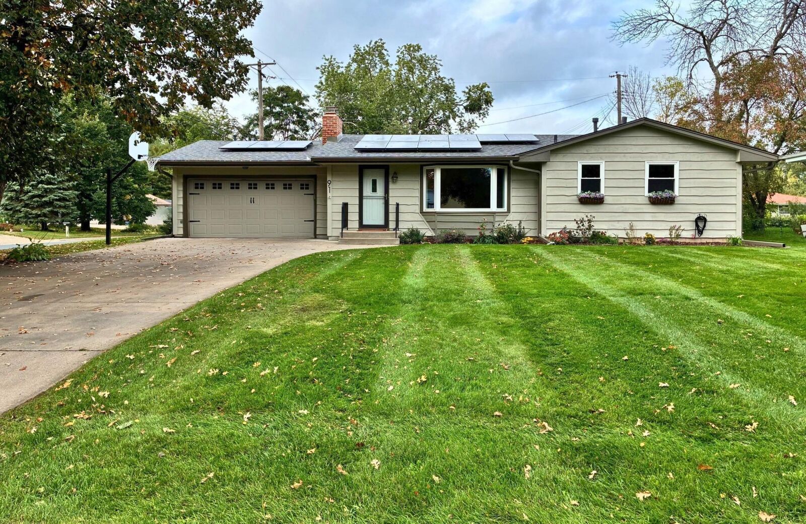 Property Photo:  91 65 1/2 Way NE  MN 55432 