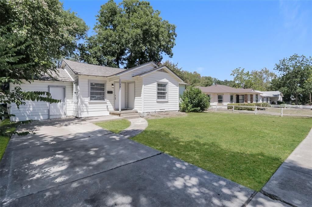 Property Photo:  309 Buhler Drive  TX 75040 