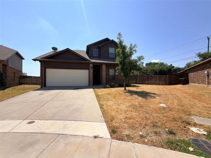Property Photo: 1137 Colchester Court TX 76134