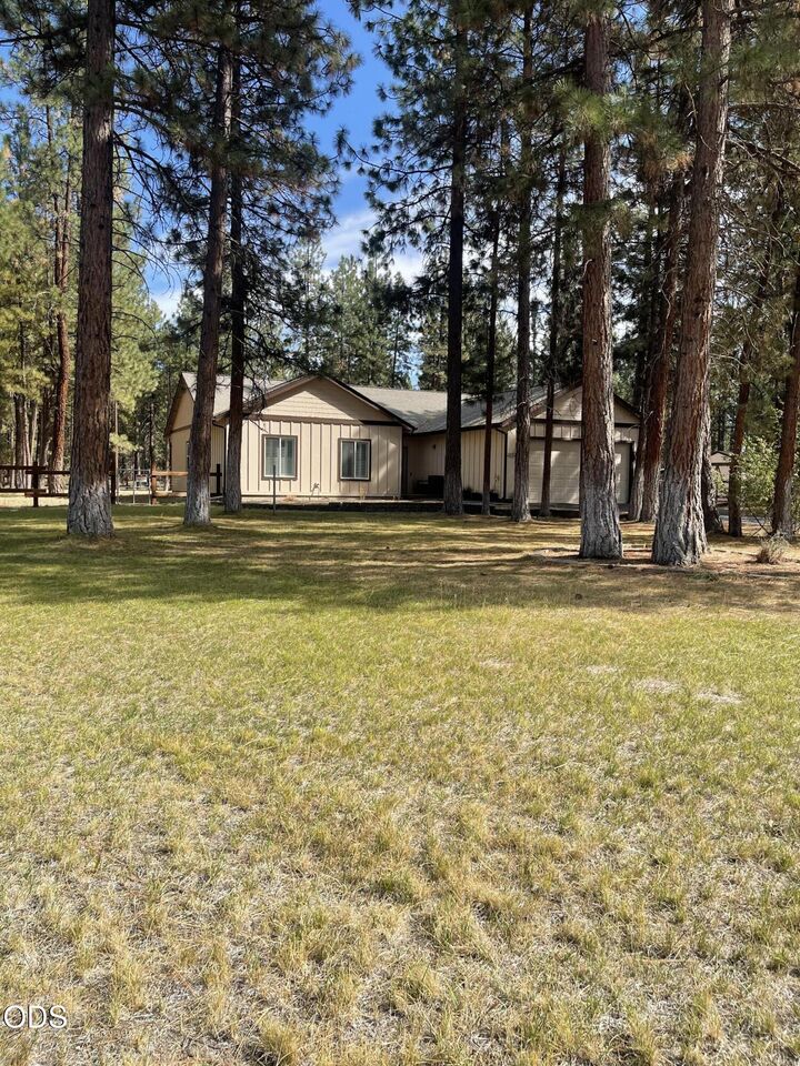 Property Photo:  34423 Castle Drive  OR 97624 