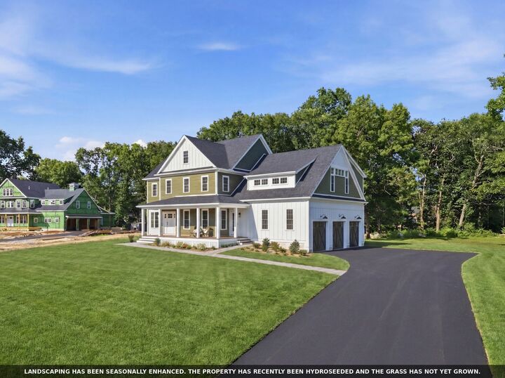 Property Photo:  5 Weeping Willow Drive  MA 01810 